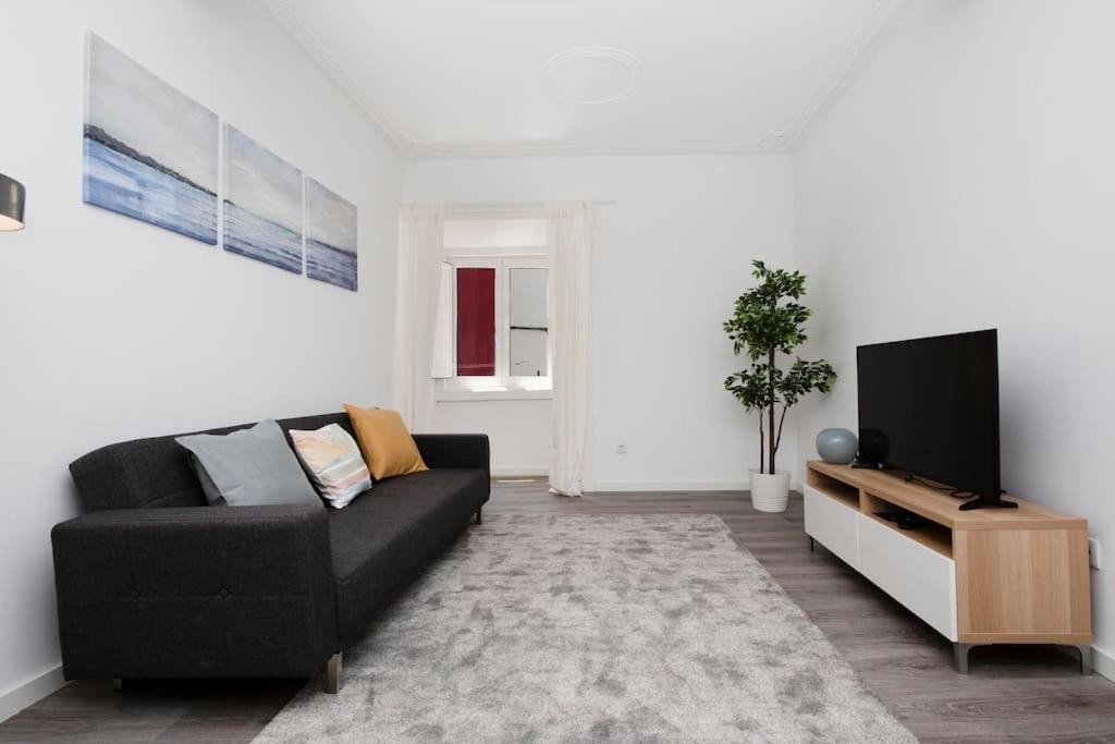 Santa Marta Cozy Apt W/ Ac Lissabon Exterior foto